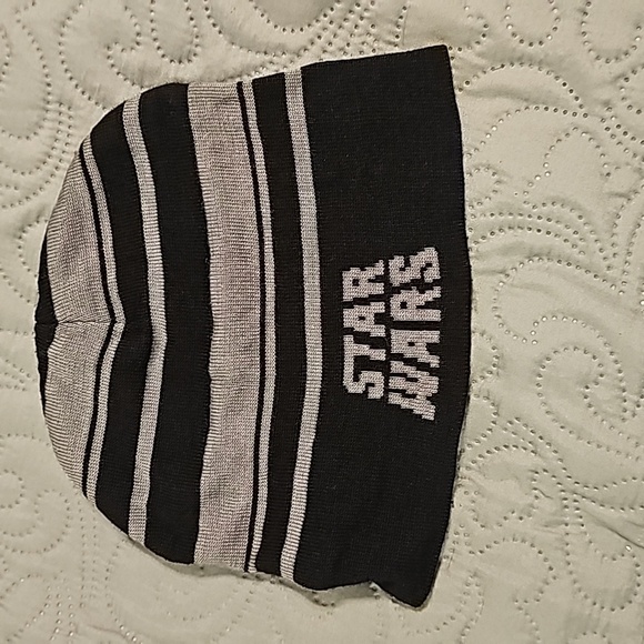 2016 Star Wars Mens Beanie - Picture 1 of 3